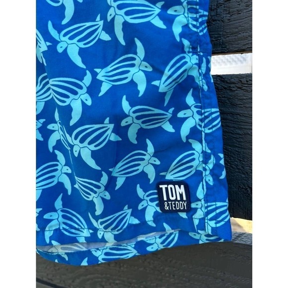 TOM & TEDDY boy swim trunks, turtle print, size 7/8 - Picture 2 of 5